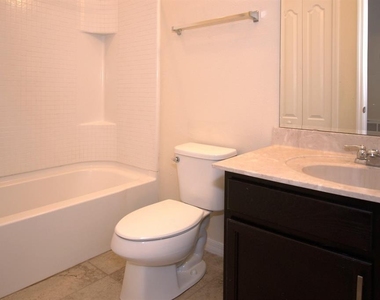 10243 Lake District Lane - Photo Thumbnail 12