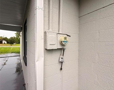 5009 Bullard Street - Photo Thumbnail 9