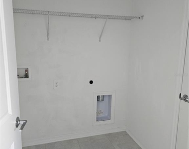 4123 Conjunction Way - Photo Thumbnail 21