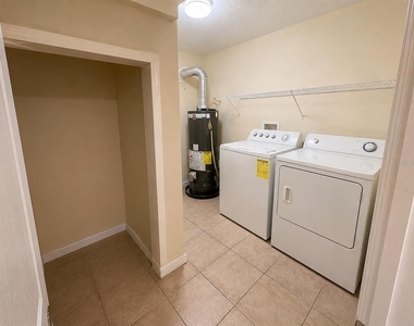15487 Camp Dubois Crescent - Photo Thumbnail 9