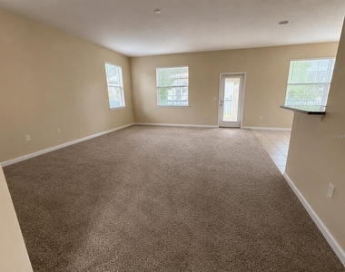 15487 Camp Dubois Crescent - Photo Thumbnail 4