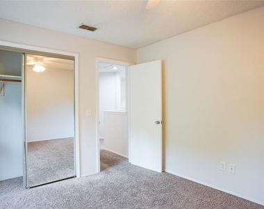 4501 Bridgeton Lane - Photo Thumbnail 8
