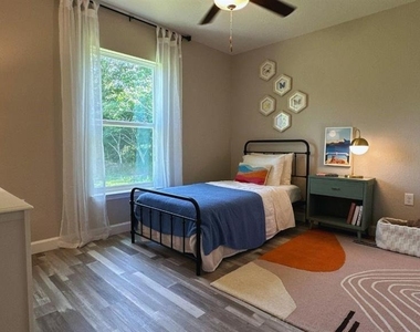 16408 Sw 27th Circle - Photo Thumbnail 10