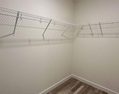 16408 Sw 27th Circle - Photo Thumbnail 21