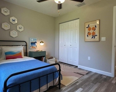 16408 Sw 27th Circle - Photo Thumbnail 11