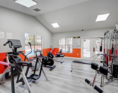 3038 Parkway Boulevard - Photo Thumbnail 27