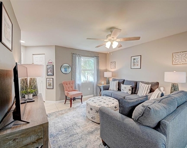 3038 Parkway Boulevard - Photo Thumbnail 1