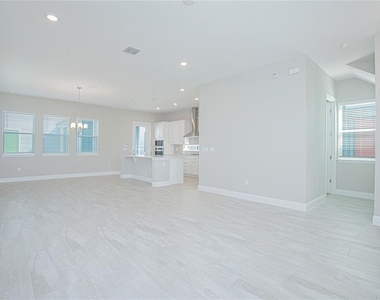 6533 Rover Way - Photo Thumbnail 13