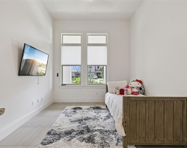 10840 Mobberley Circle - Photo Thumbnail 22