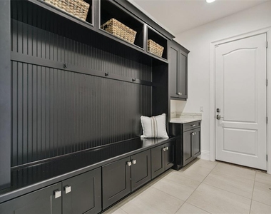 10840 Mobberley Circle - Photo Thumbnail 30