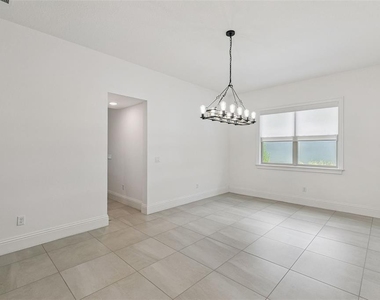 10840 Mobberley Circle - Photo Thumbnail 7