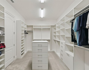 10840 Mobberley Circle - Photo Thumbnail 18
