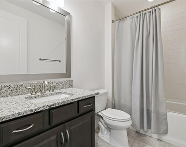 10840 Mobberley Circle - Photo Thumbnail 28