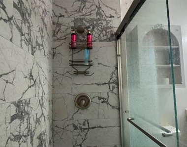 822 Valnera Court - Photo Thumbnail 16