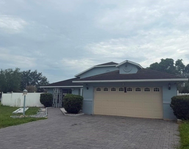 1013 Mayfair Place - Photo Thumbnail 1