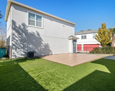 13010 Stoddart Avenue - Photo Thumbnail 41
