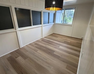2501 Virginia Drive - Photo Thumbnail 6