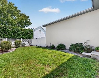 1965 Osprey Avenue - Photo Thumbnail 26