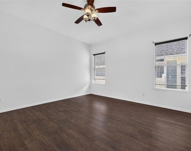 1965 Osprey Avenue - Photo Thumbnail 17