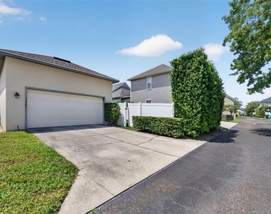 1965 Osprey Avenue - Photo Thumbnail 28