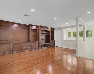 9313 Southern Breeze Drive - Photo Thumbnail 40