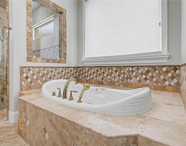 9313 Southern Breeze Drive - Photo Thumbnail 35