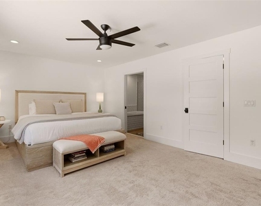 1420 Magnolia Avenue - Photo Thumbnail 40