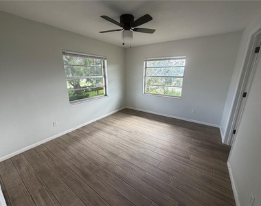 2305 K-ville Ave - Photo Thumbnail 5