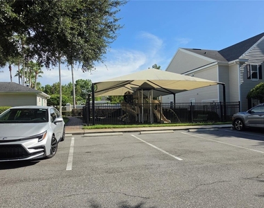 1300 Eastern Pecan Place - Photo Thumbnail 28