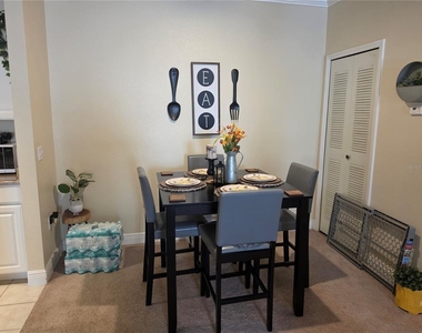 1300 Eastern Pecan Place - Photo Thumbnail 11