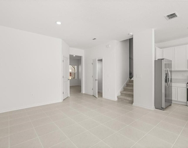 5840 Energy Way - Photo Thumbnail 1