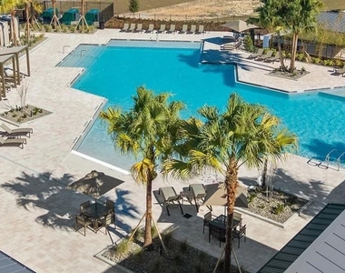 5840 Energy Way - Photo Thumbnail 35