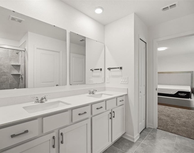 4981 Worchester Drive - Photo Thumbnail 22