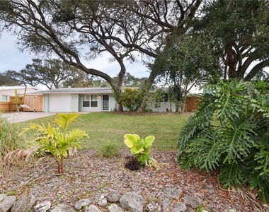 2307 Saxon Drive - Photo Thumbnail 38