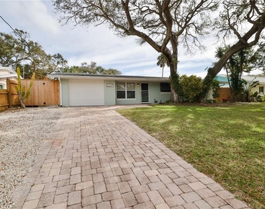 2307 Saxon Drive - Photo Thumbnail 40