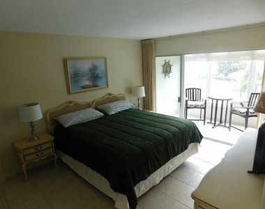 716 Granada Avenue - Photo Thumbnail 5