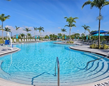 12280 Wellen Golf Street - Photo Thumbnail 2