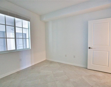 12280 Wellen Golf Street - Photo Thumbnail 22