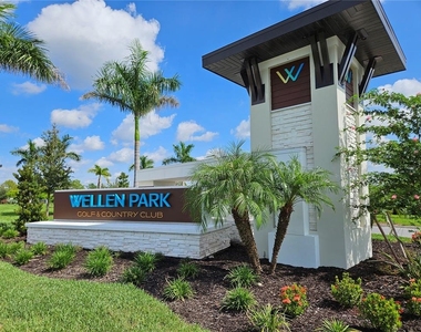 12280 Wellen Golf Street - Photo Thumbnail 1