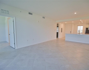 12280 Wellen Golf Street - Photo Thumbnail 15
