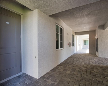 12280 Wellen Golf Street - Photo Thumbnail 6