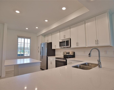 12280 Wellen Golf Street - Photo Thumbnail 10