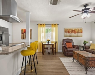 418 40th Avenue S - Photo Thumbnail 6