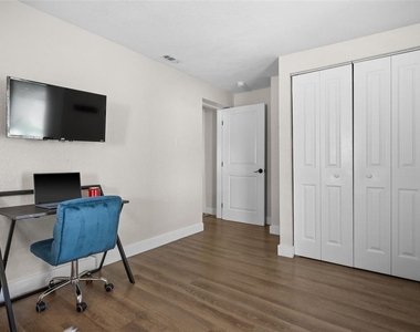 418 40th Avenue S - Photo Thumbnail 17