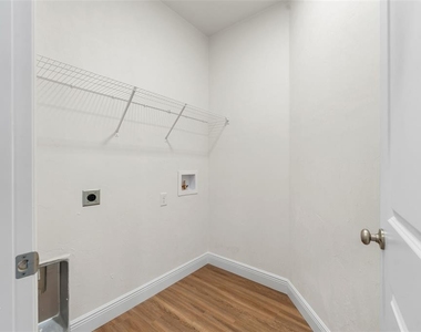 6735 Sw 10th Lane - Photo Thumbnail 25