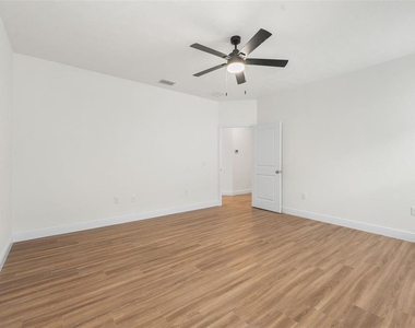 6735 Sw 10th Lane - Photo Thumbnail 23