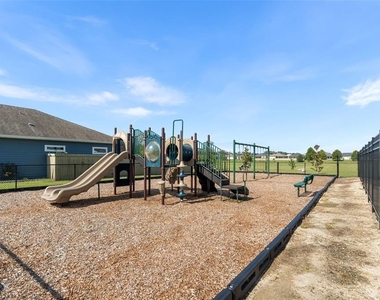 6735 Sw 10th Lane - Photo Thumbnail 31