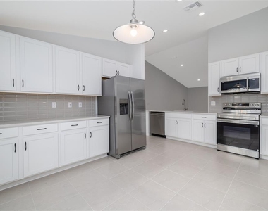 40 Butternut Drive - Photo Thumbnail 14