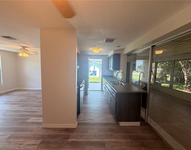 4694 Nele Street - Photo Thumbnail 6