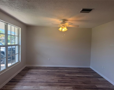 4694 Nele Street - Photo Thumbnail 3